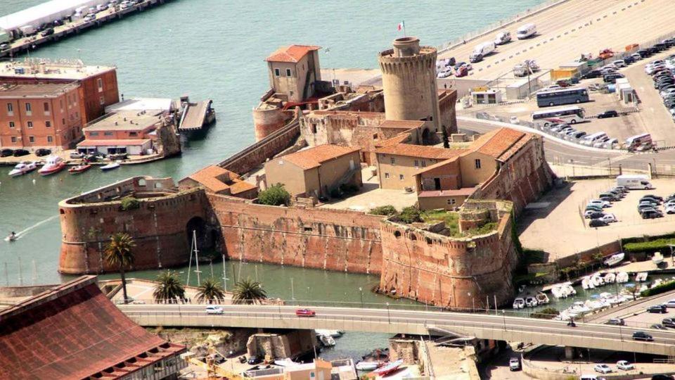 La Piccola Al Mare Apartment Livorno Luaran gambar